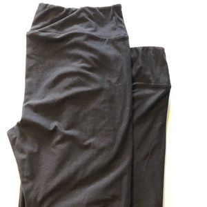 2 pair LuLaRoe Noir leggings